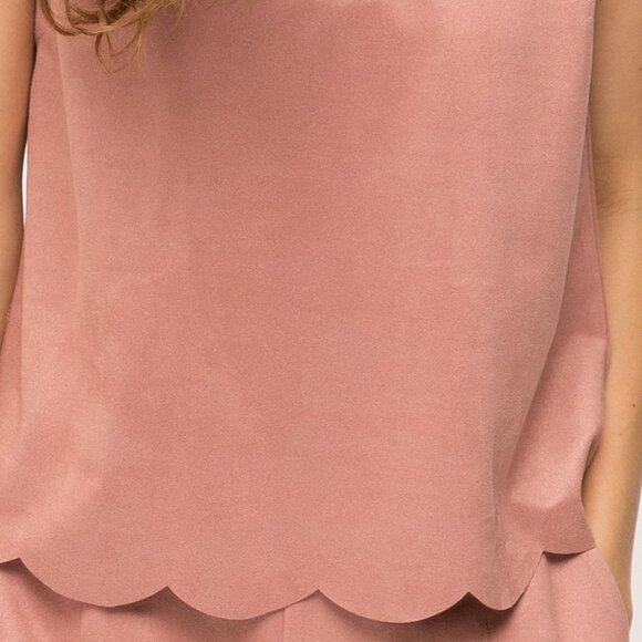 MYSTREE Blush Scalloped Edge Suede-Feel Tank Top - Picture 7 of 7